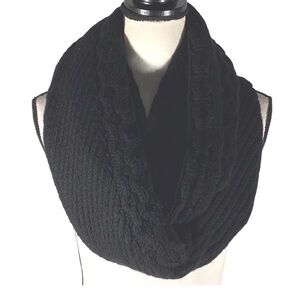 Coach Black Wool & Cashmere Cable Knit Infinity Scarf NWT OS. MSRP $248.